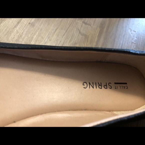 Black spring flats - Picture 2 of 4